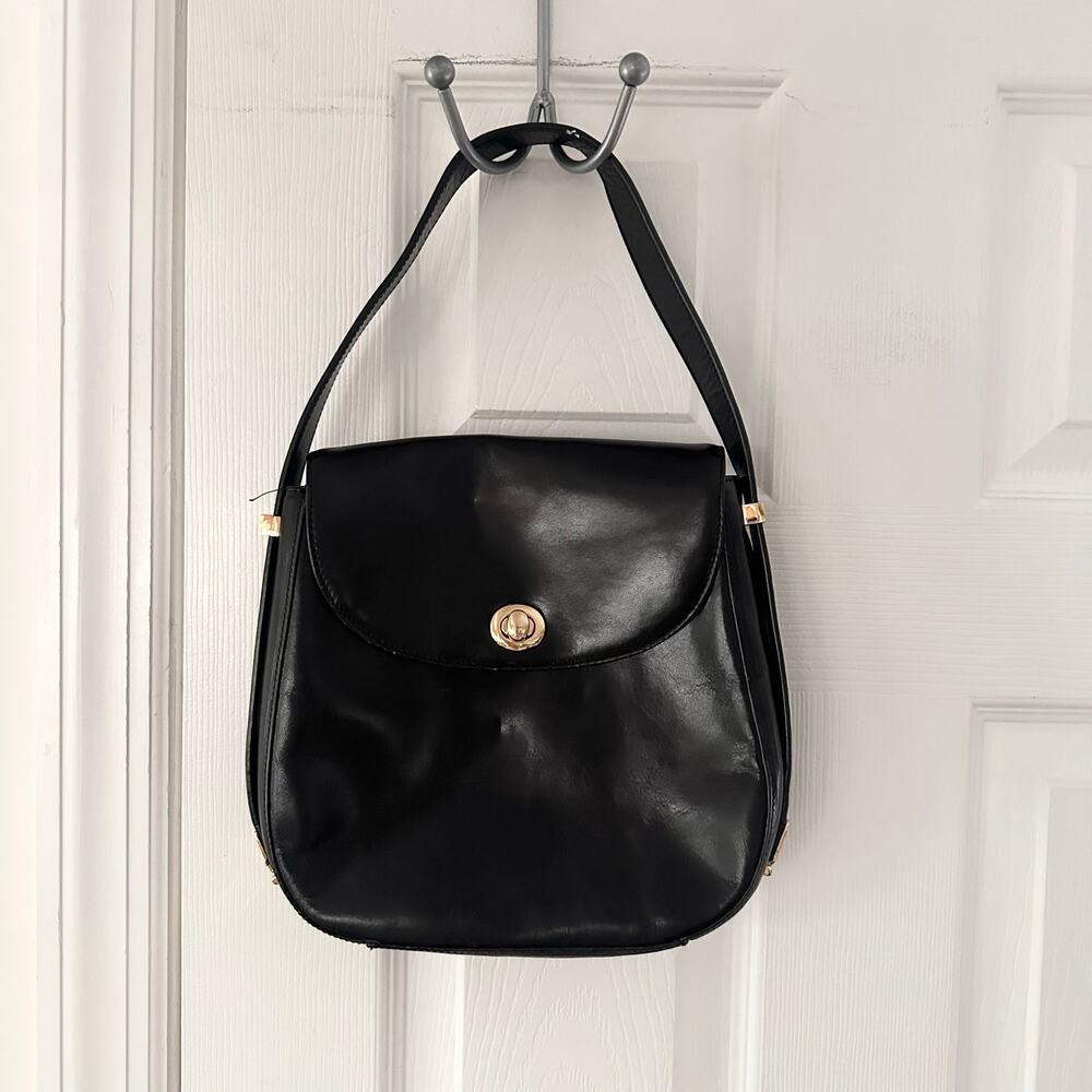 HOBO Smooth Glossy Leather Saddle Front Flap Adjustable Shoulder Strap Bag